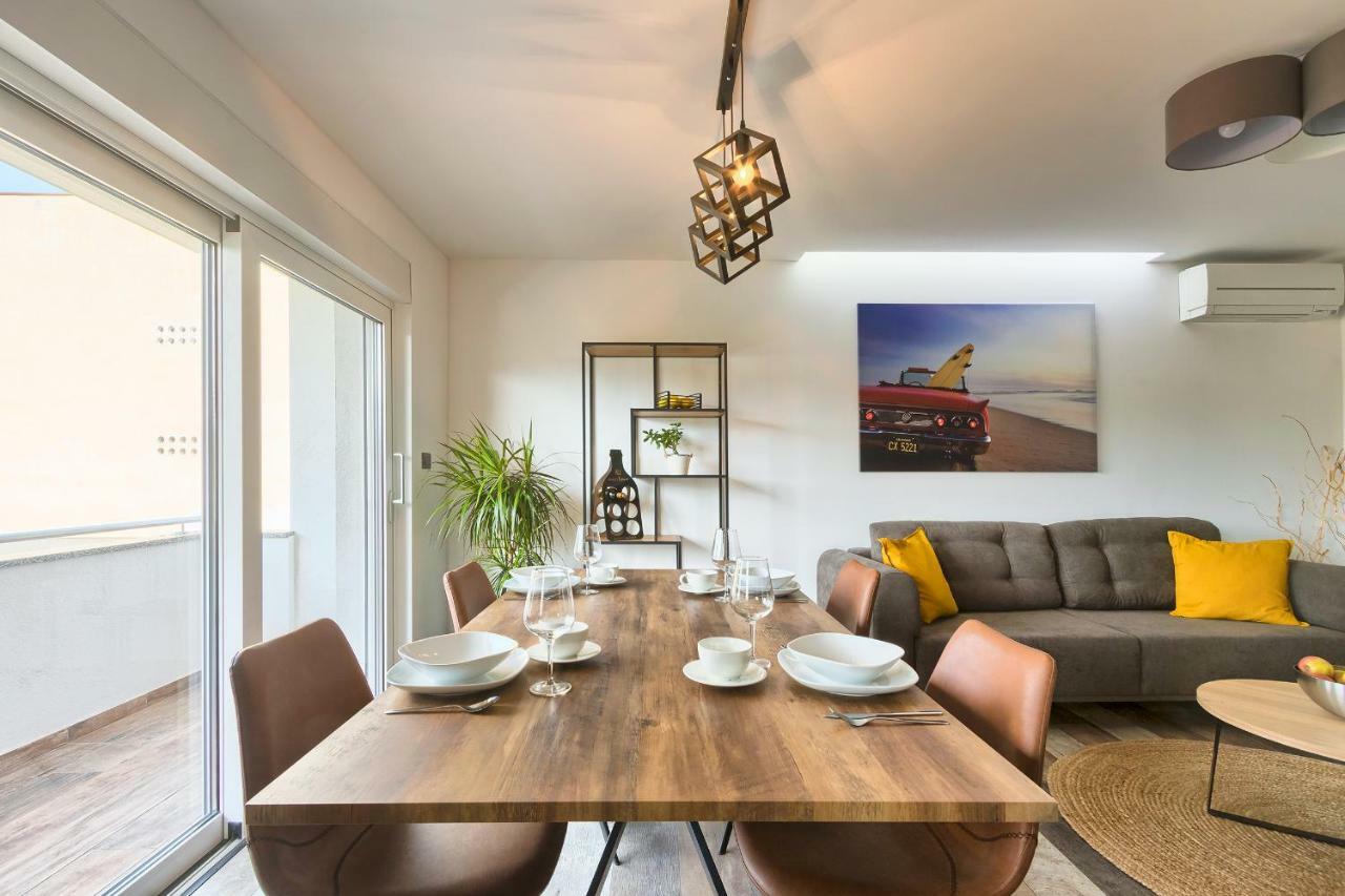 Rose Apartment Fazana Bagian luar foto